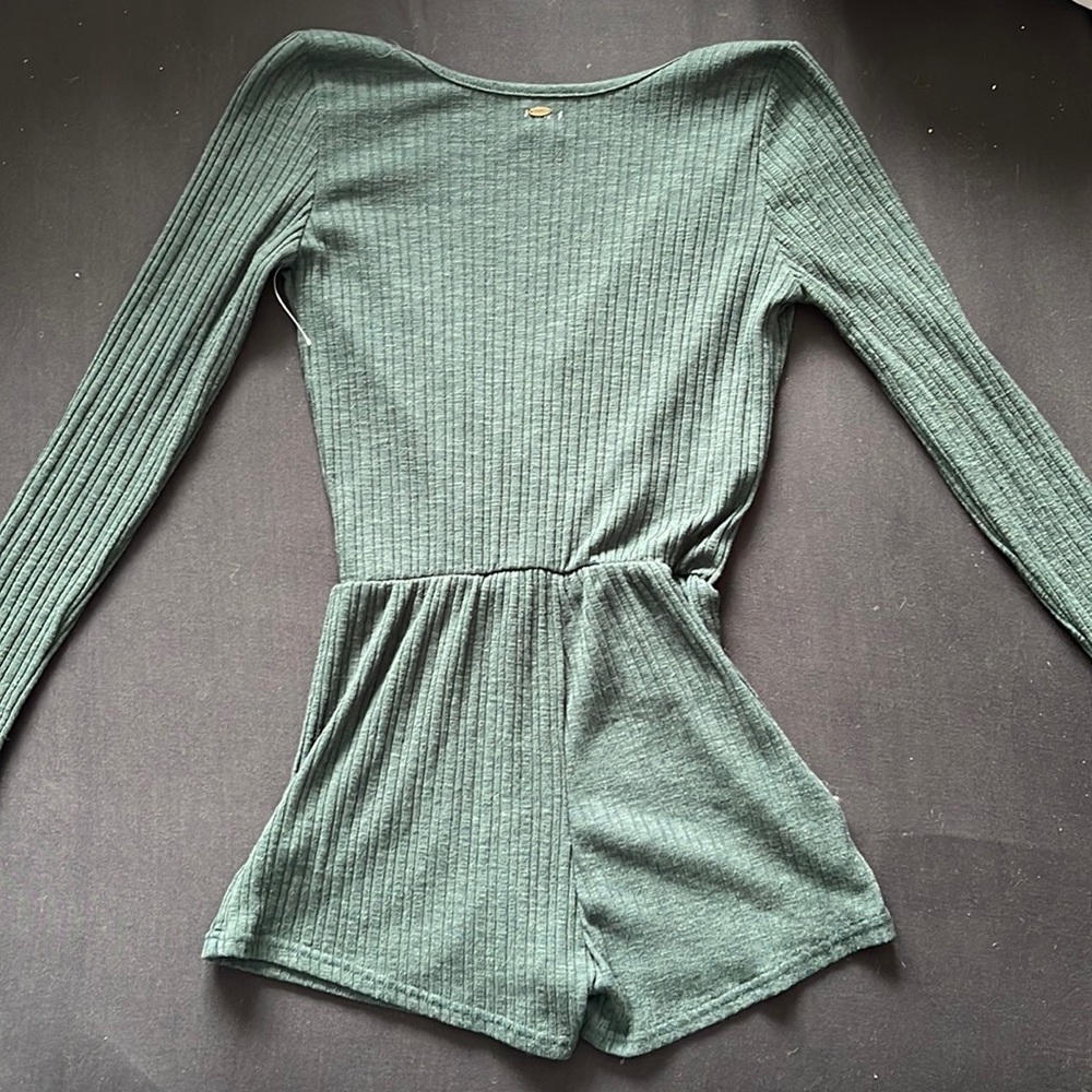 O’Neill Ribbed Romper - Picture 2 of 2